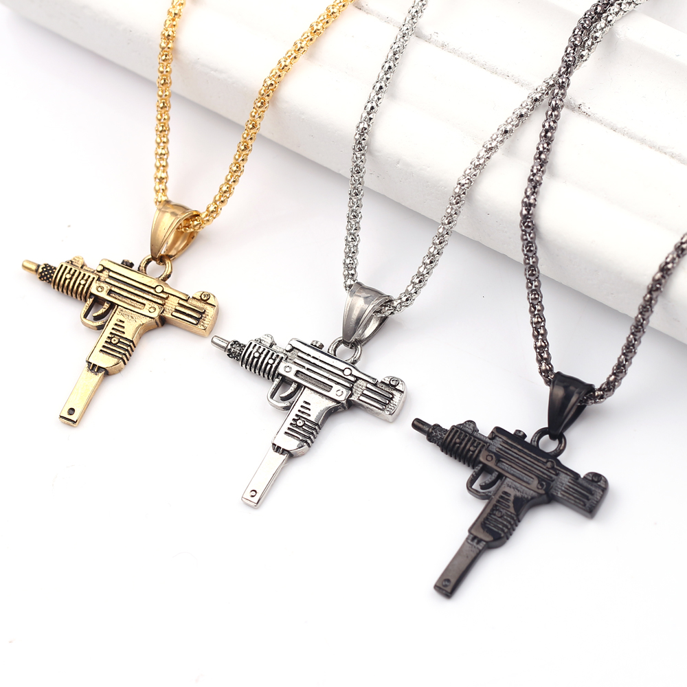 قلادة على شكل مسدس أوزي - مجوه - مراجعة Street Fashion Jewelry وسعره