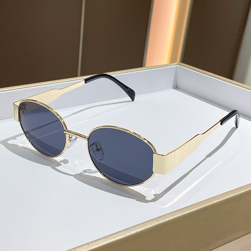 نظارات شمسية معدنية بإطار دائر - مراجعة Street Fashion Glasses وسعره