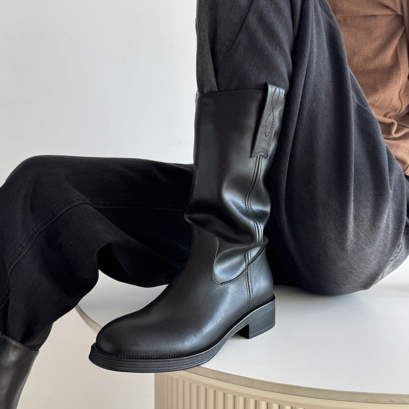 2026 موضة جديدة أحذية قصيرة ال - مراجعة Street Fashion Rome 2026 وسعره