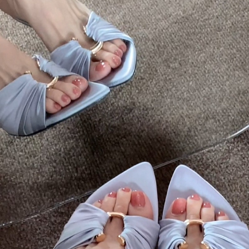 صنادل نسائية صيفية جديدة وعصري - مراجعة Street Fashion Designer وسعره