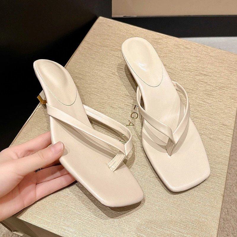 صنادل نسائية صيفية مريحة بكعب  - مراجعة Street Fashion Clothing وسعره