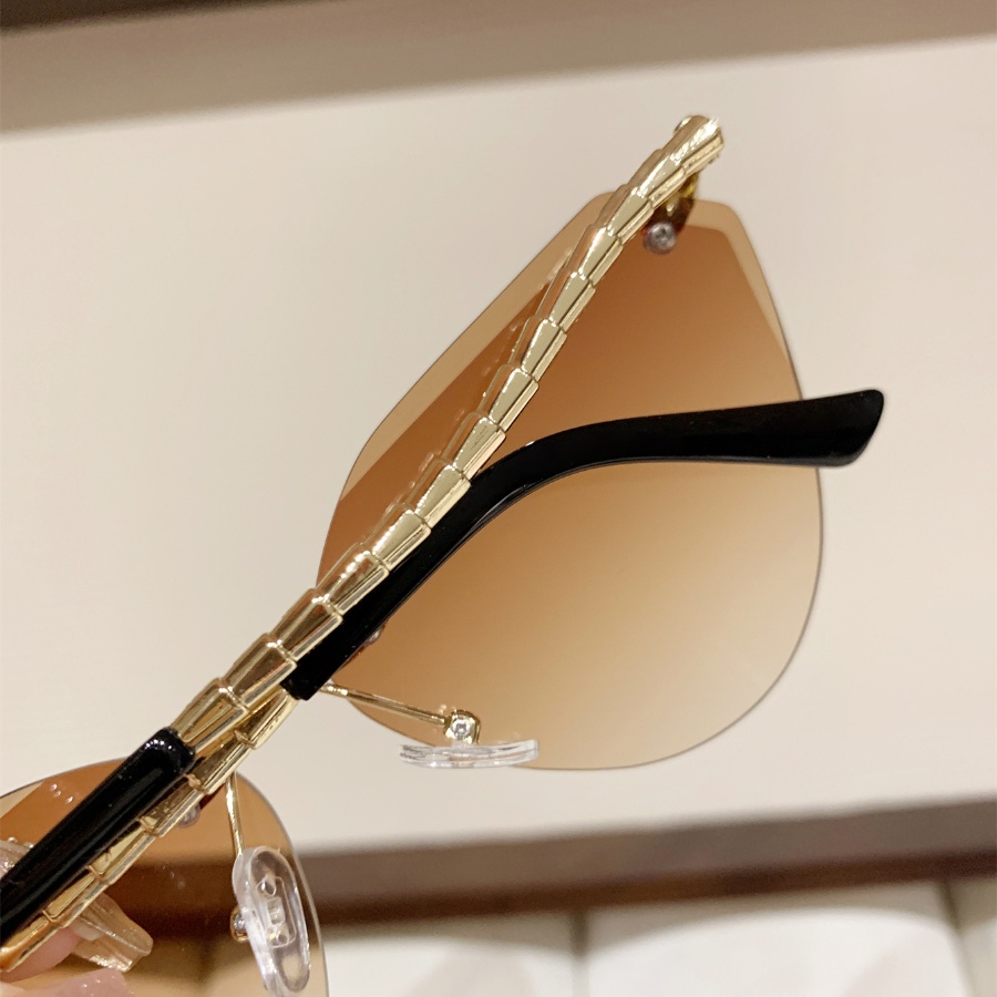 1 قطعة نظارات الموضة النسائية  - مراجعة Street Fashion Glasses وسعره